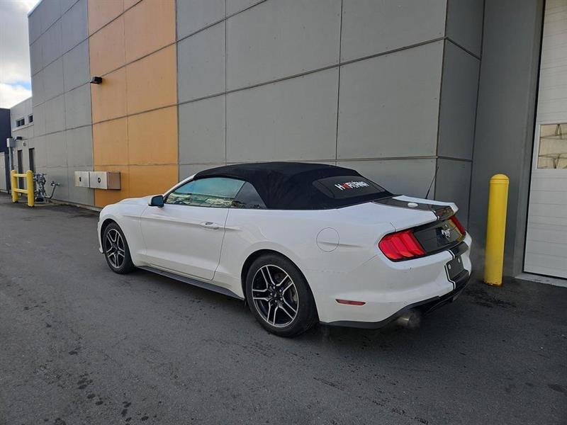 ford Mustang 2023 - 4