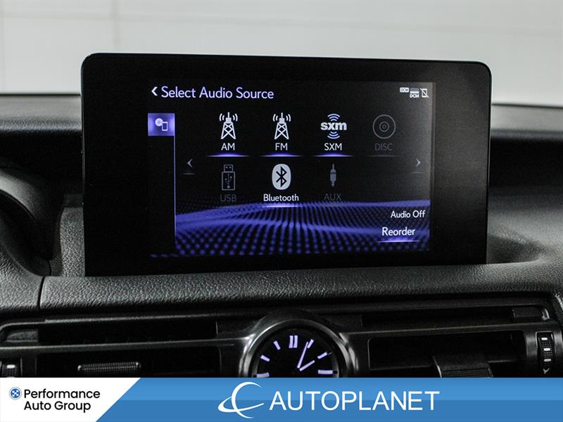 lexus IS 300 2023 - 36