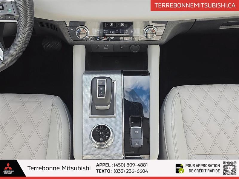 mitsubishi Outlander 2023 - 18