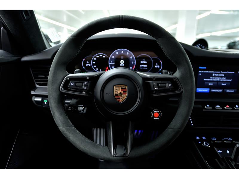 porsche 911 2025 - 18