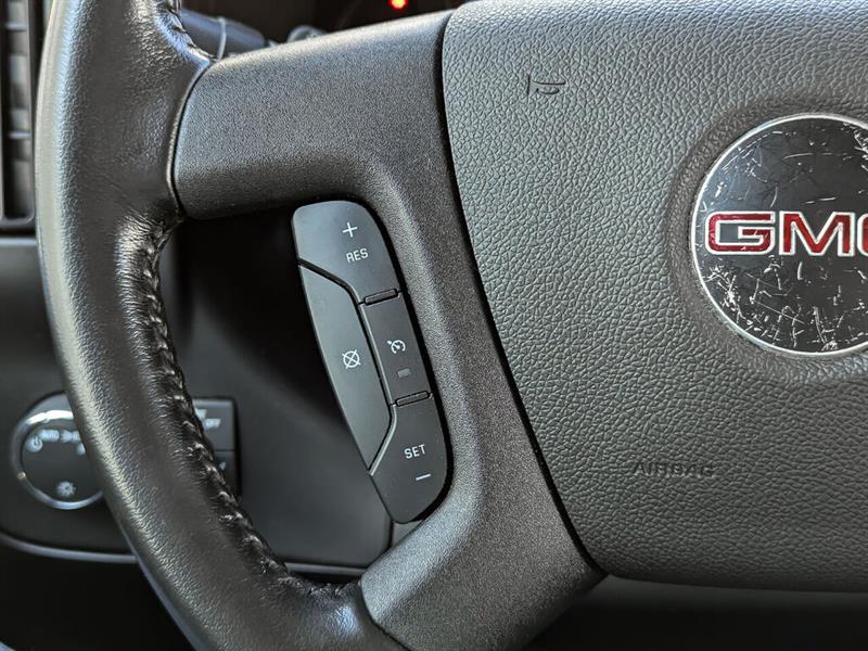 gmc Savana 2023 - 16