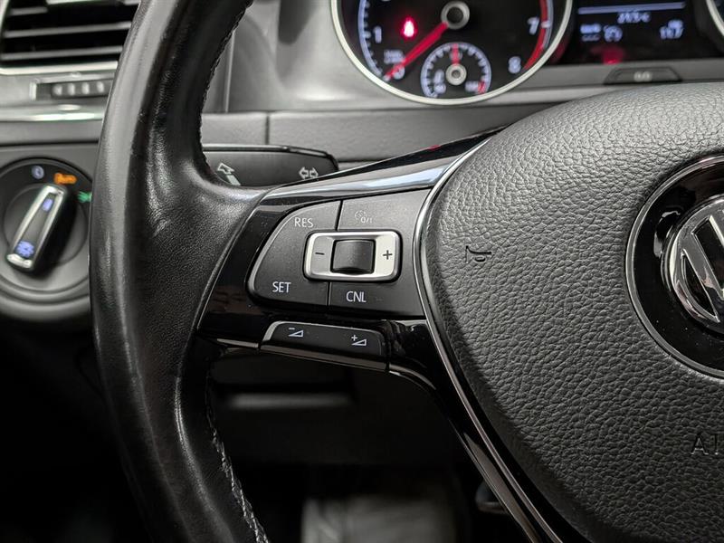 volkswagen Golf 2018 - 19