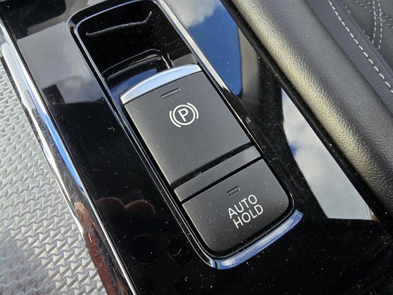 mitsubishi Outlander rechargeable 2024 - 30