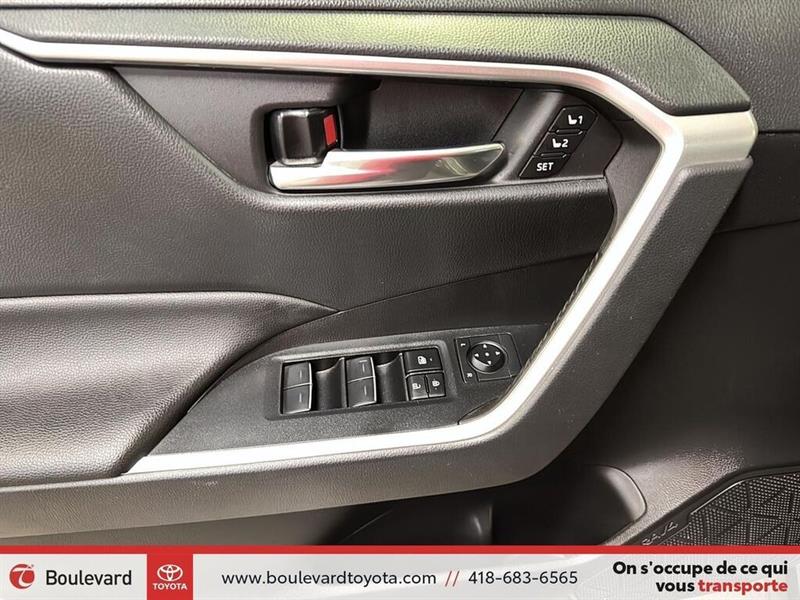 toyota RAV4 2022 - 8