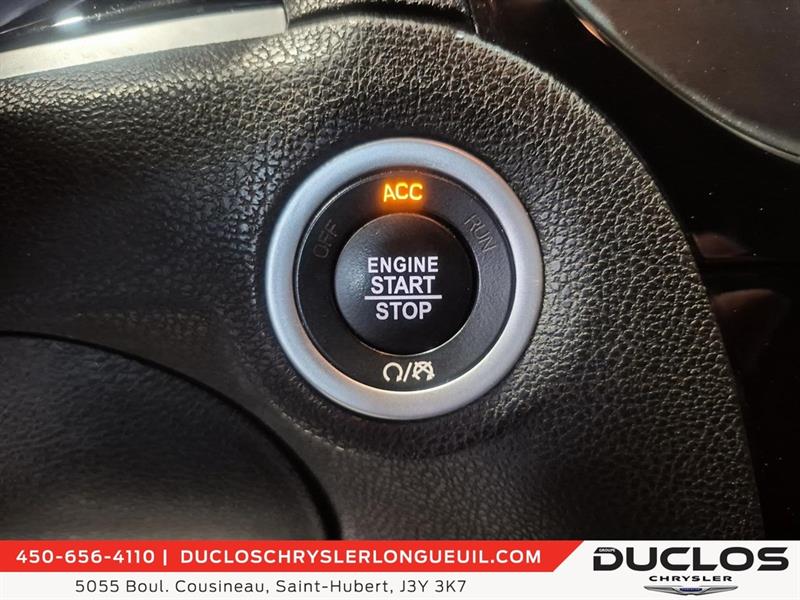 chrysler 300 2023 - 20