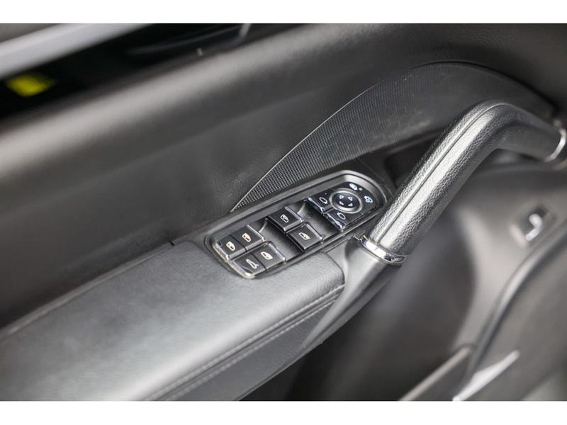 porsche Cayenne 2016 - 11