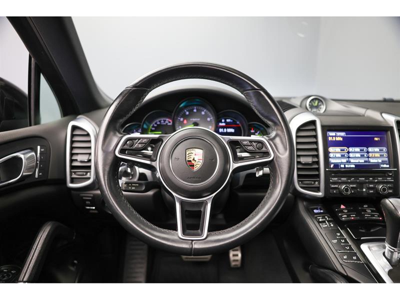 porsche Cayenne 2016 - 21