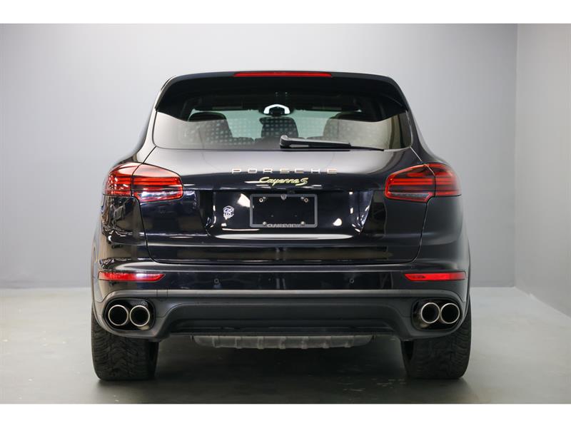 porsche Cayenne 2016 - 22