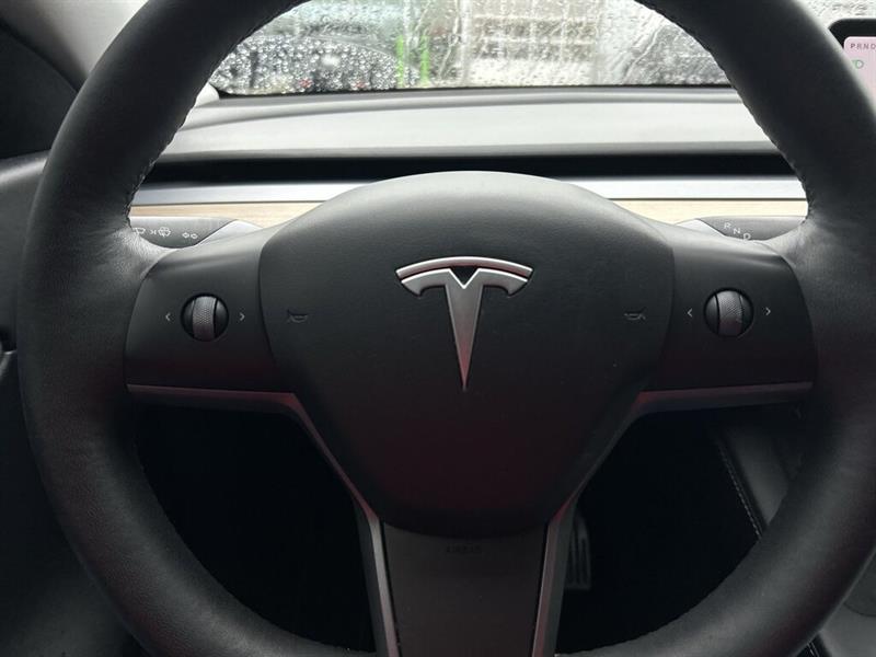 tesla Model Y 2022 - 22