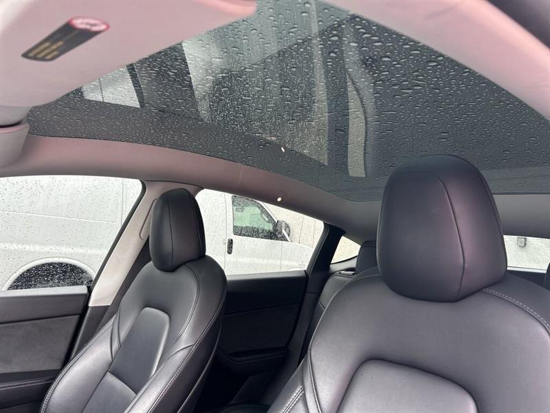 tesla Model Y 2022 - 30