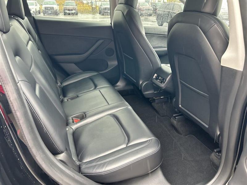 tesla Model Y 2022 - 31