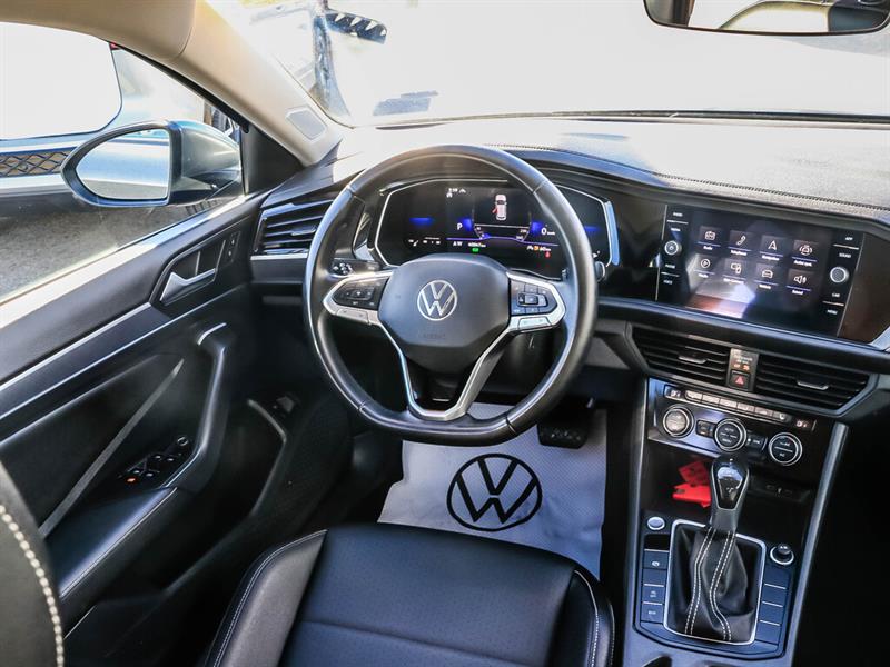 volkswagen Jetta 2022 - 16