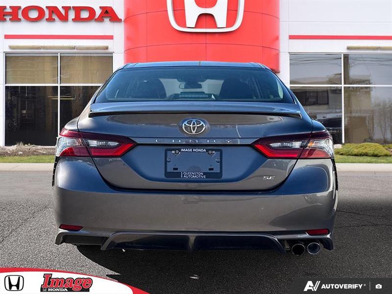 toyota Camry 2022 - 6