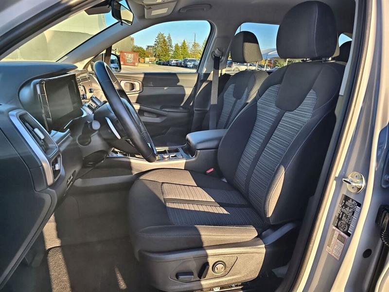 kia Sorento 2023 - 16