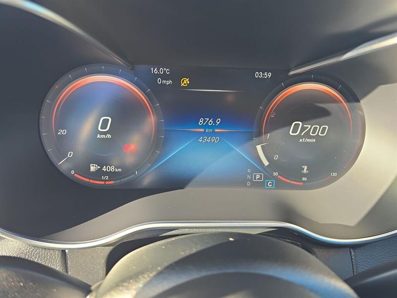 mercedes-benz C300 2020 - 10