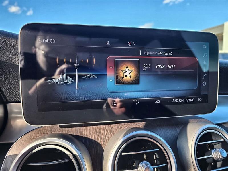 mercedes-benz C300 2020 - 12