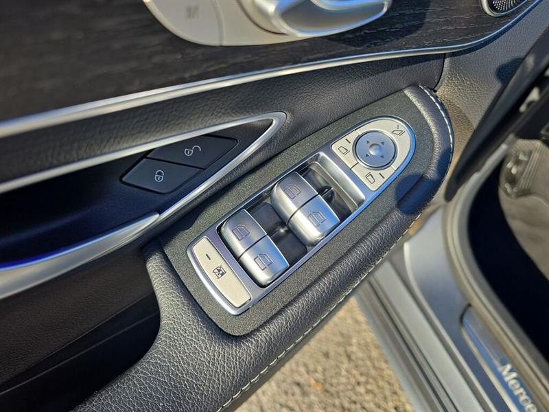 mercedes-benz C300 2020 - 15