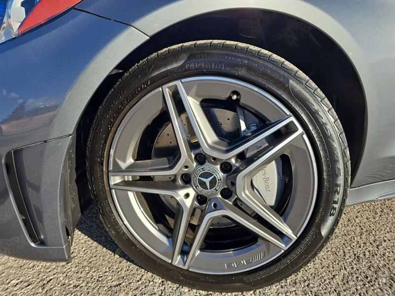 mercedes-benz C300 2020 - 19