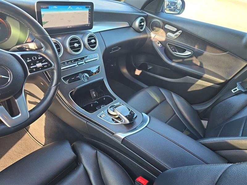 mercedes-benz C300 2020 - 23