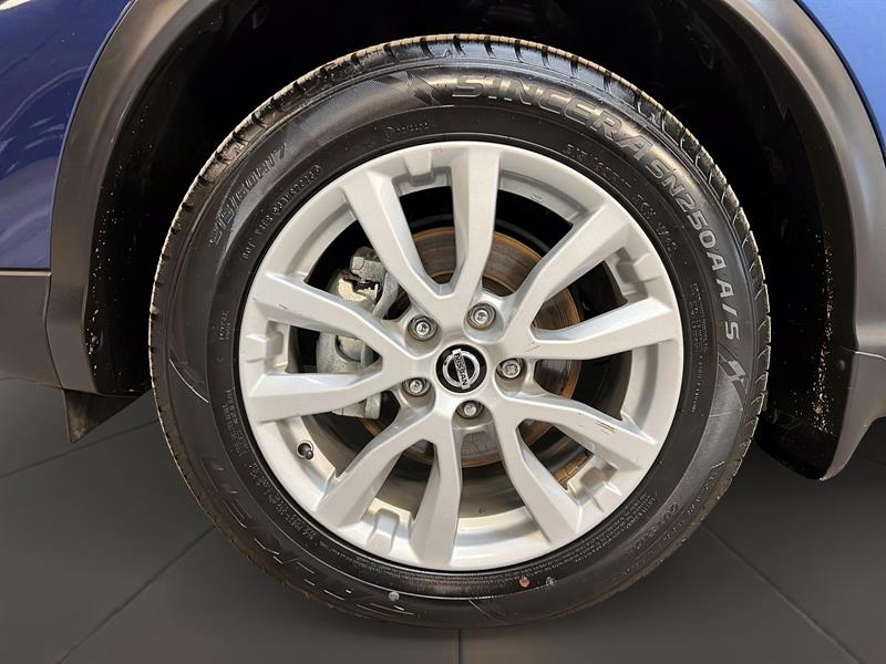 nissan Qashqai 2023 - 25