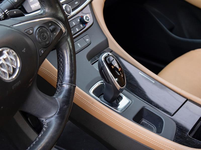 buick LaCrosse 2017 - 24