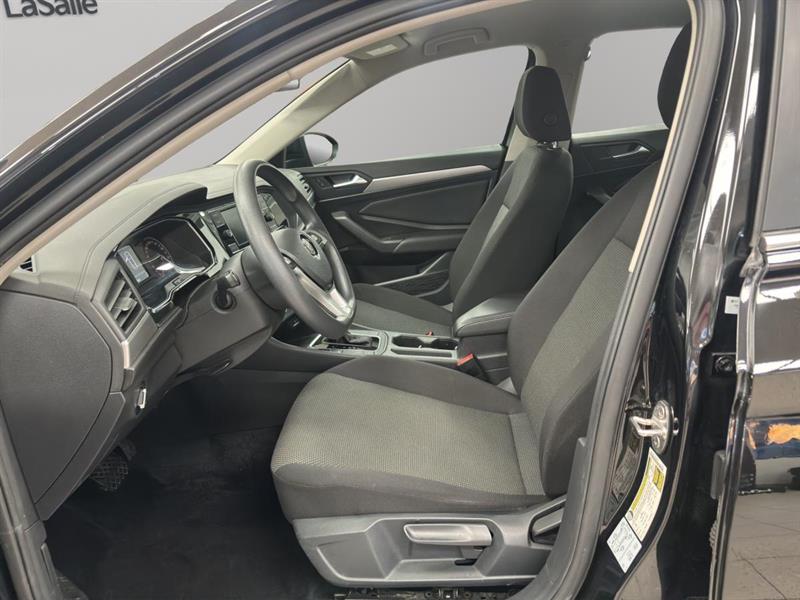 volkswagen Jetta 2021 - 12