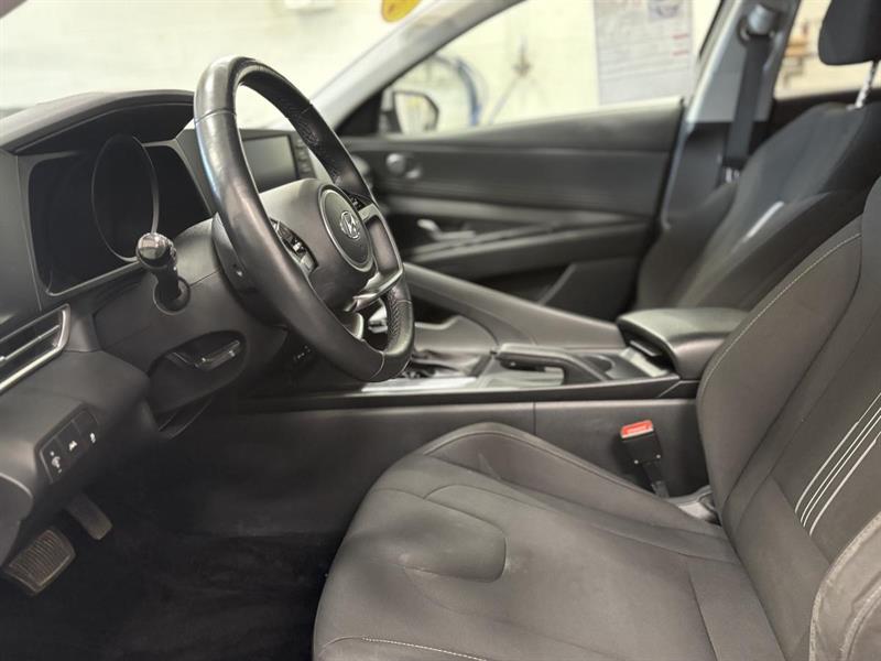 hyundai Elantra 2022 - 7