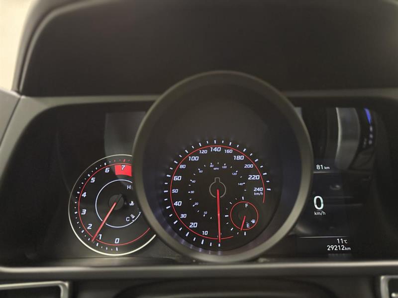 hyundai Elantra 2022 - 16