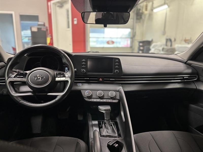 hyundai Elantra 2022 - 23