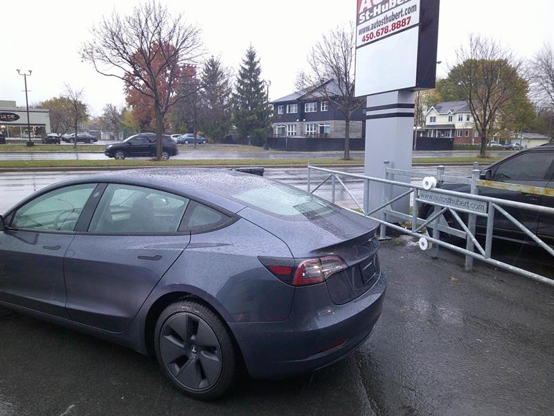 tesla Model 3 2022 - 5