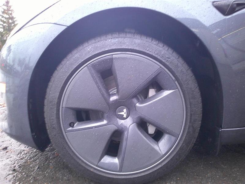 tesla Model 3 2022 - 9