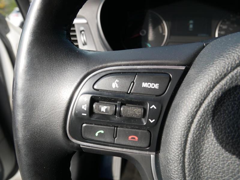 kia Optima 2017 - 24