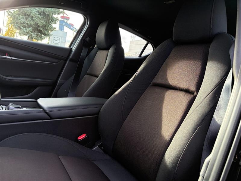 mazda Mazda3 Sport 2025 - 13