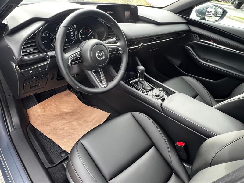 mazda Mazda3 Sport 2025 - 12