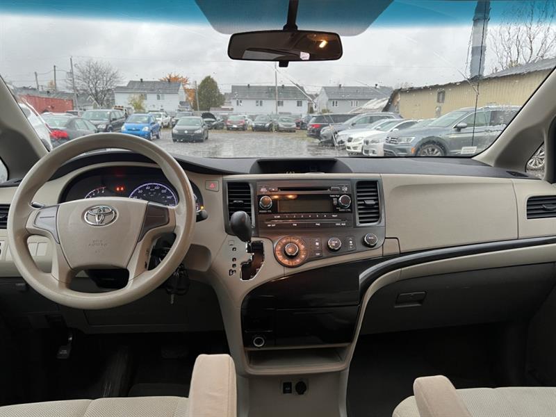 toyota Sienna 2012 - 10
