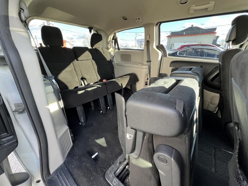 dodge Grand Caravan 2016 - 25