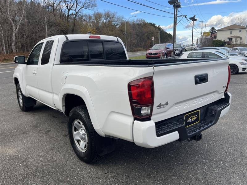 toyota Tacoma 2021 - 13