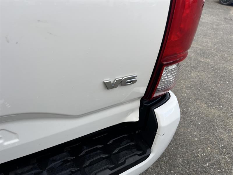 toyota Tacoma 2021 - 15