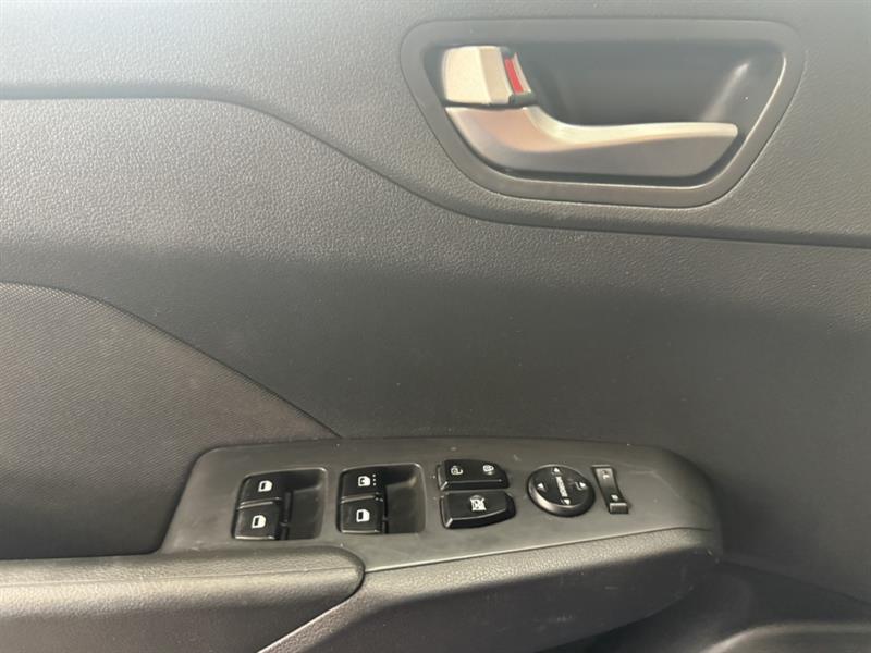 hyundai Accent 2019 - 12