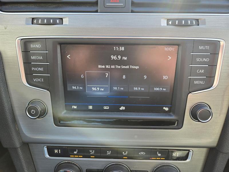 volkswagen Golf 2017 - 23