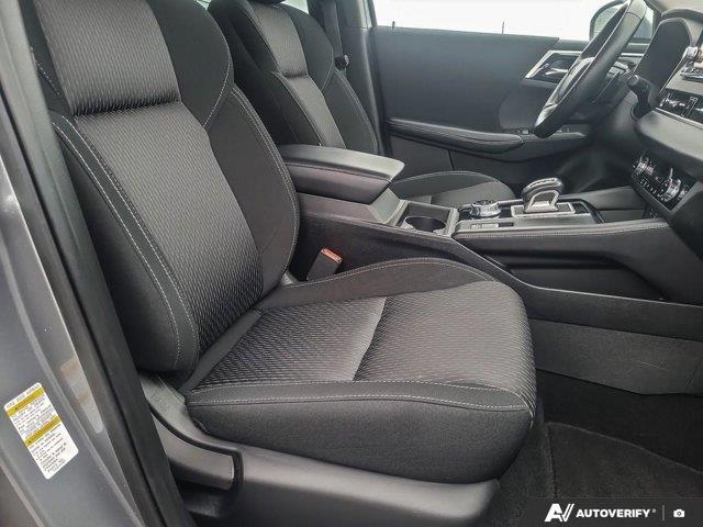 mitsubishi Outlander 2022 - 25