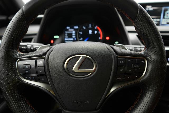 lexus UX 2019 - 22