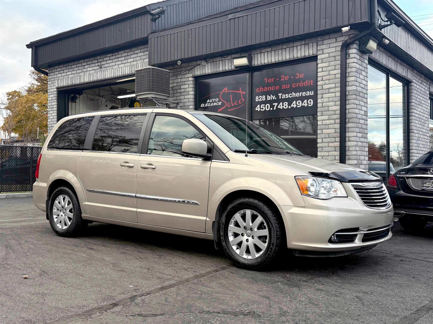 chrysler Town - Country 2016 - 4
