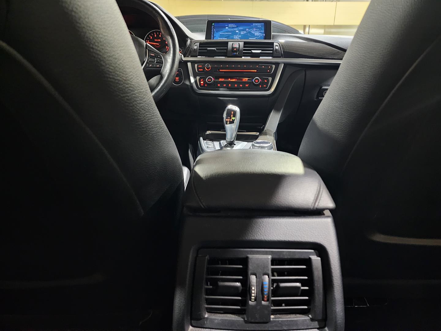 bmw Série 3 2015 - 10