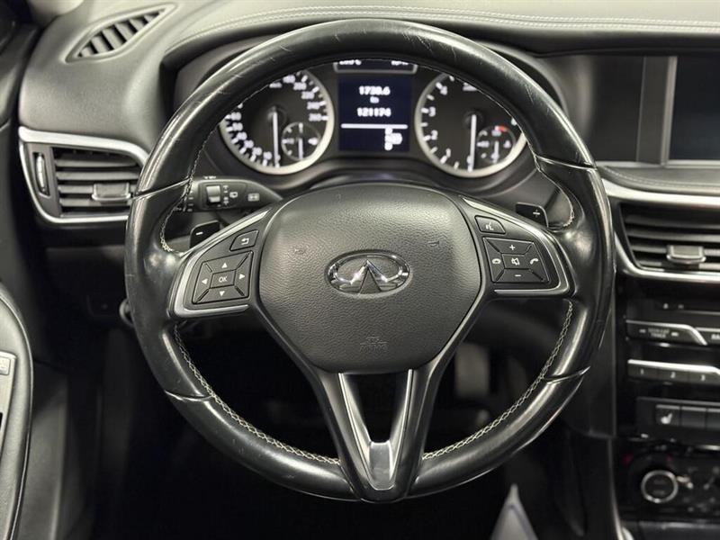 infiniti QX30 2017 - 11