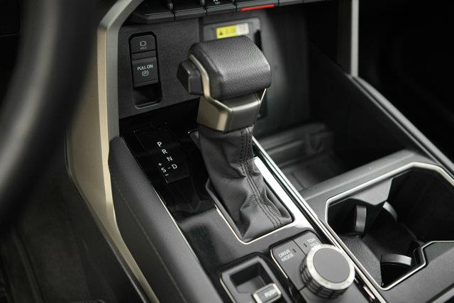 toyota Tundra 2023 - 13