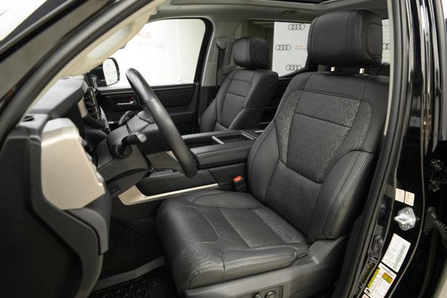 toyota Tundra 2023 - 24