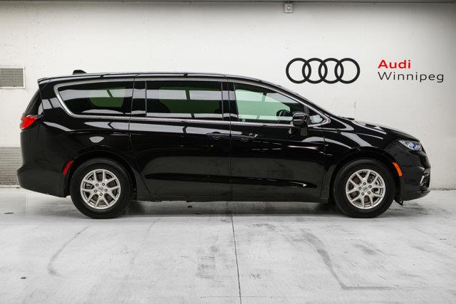 chrysler Pacifica 2025 - 4