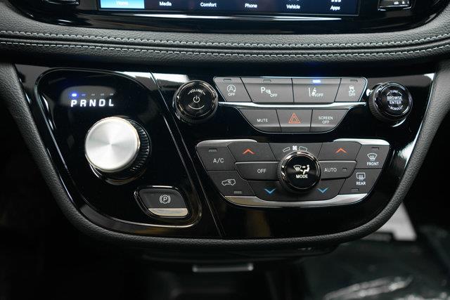 chrysler Pacifica 2025 - 15