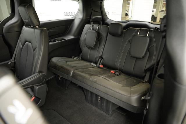 chrysler Pacifica 2025 - 22